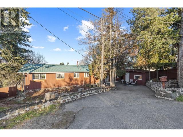 810 Proserpine Rd, House detached with 6 bedrooms, 2 bathrooms and 3 parking in West Kelowna BC | Image 32