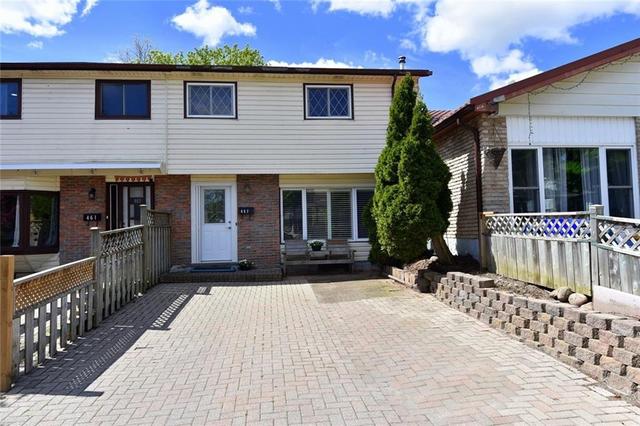 457 Parkview Cres, House attached with 3 bedrooms, 0 bathrooms and 2 parking in Cambridge ON | Image 3