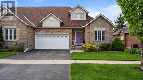709 Garden Court Cres, Woodstock, ON, N4S0A2 | Card Image