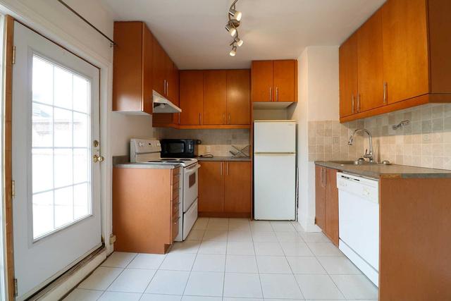 UNIT-2 - 437 Kingston Rd, House detached with 1 bedrooms, 1 bathrooms and 0 parking in Toronto ON | Image 2