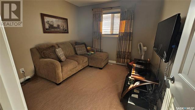 109 - 119 Hampton Circle, House attached with 3 bedrooms, 4 bathrooms and null parking in Saskatoon SK | Image 16