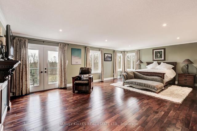 11360 Taylor Crt, House detached with 4 bedrooms, 5 bathrooms and 12 parking in Milton ON | Image 10