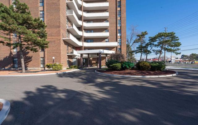 301 - 3025 Queen Frederica Dr, Condo with 3 bedrooms, 2 bathrooms and 1 parking in Mississauga ON | Image 28