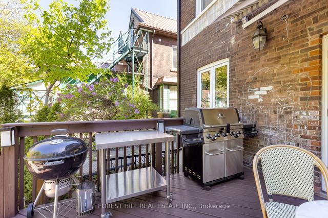 137 Springhurst Ave, House detached with 5 bedrooms, 5 bathrooms and 0 parking in Toronto ON | Image 29