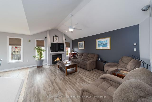 74 Seline Cres, House detached with 3 bedrooms, 3 bathrooms and 6 parking in Barrie ON | Image 23