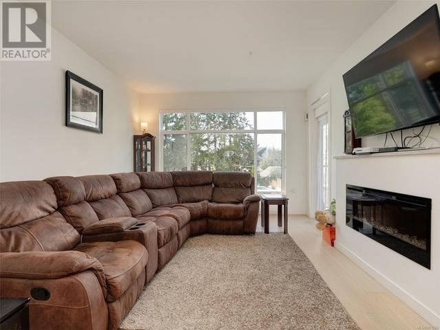 208 - 7162 West Saanich Rd, Condo with 2 bedrooms, 2 bathrooms and 1 parking in Central Saanich BC | Image 4