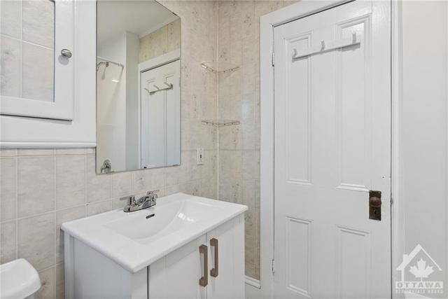 88 James Street, House other with 0 bedrooms, 0 bathrooms and 4 parking in Ottawa ON | Image 24