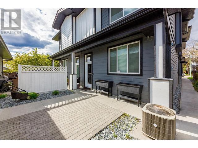 827 Fuller Ave, House attached with 2 bedrooms, 2 bathrooms and 1 parking in Kelowna BC | Image 17