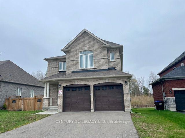 33 Pearl St, House detached with 4 bedrooms, 5 bathrooms and 4 parking in Wasaga Beach ON | Image 1