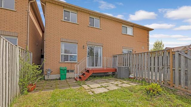 4 - 100 Brickyard Way, Townhouse with 3 bedrooms, 3 bathrooms and 2 parking in Brampton ON | Image 33