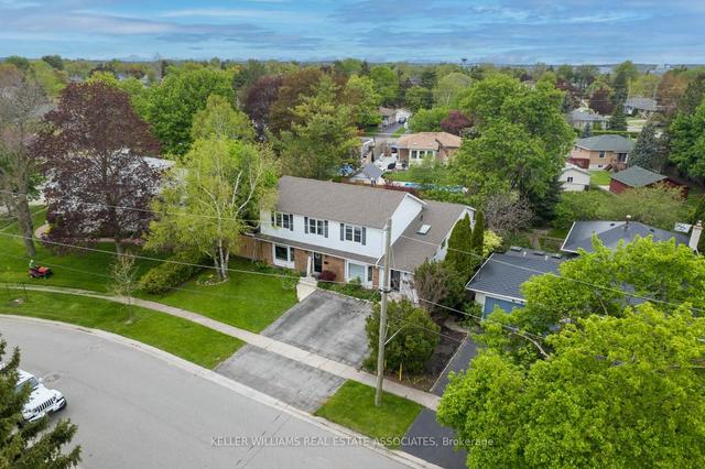 9 Fagan Dr, House detached with 5 bedrooms, 3 bathrooms and 3 parking in Halton Hills ON | Image 23