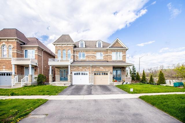 53 Turnhouse Cres, House semidetached with 3 bedrooms, 3 bathrooms and 3 parking in Markham ON | Image 1