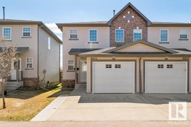 9904 102 Ave, House semidetached with 3 bedrooms, 2 bathrooms and 3 parking in Morinville AB | Image 1