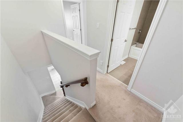 420 Rosingdale St, Townhouse with 2 bedrooms, 2 bathrooms and 3 parking in Ottawa ON | Image 16