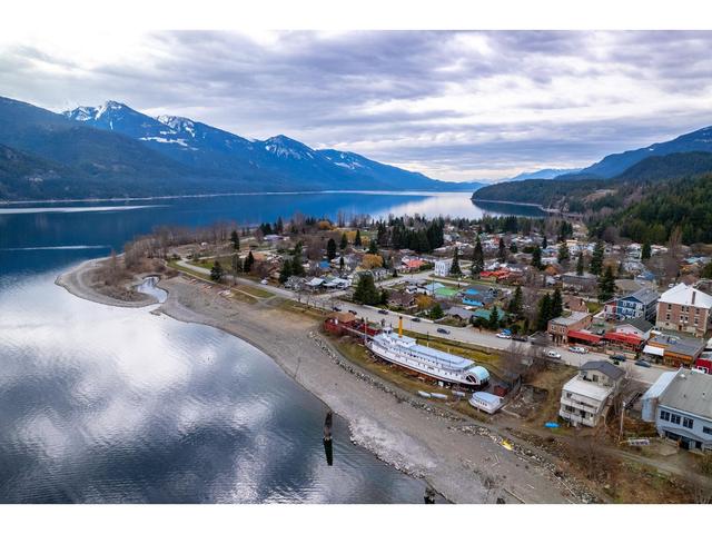 311 Front St, House detached with 3 bedrooms, 2 bathrooms and 4 parking in Kaslo BC | Image 80