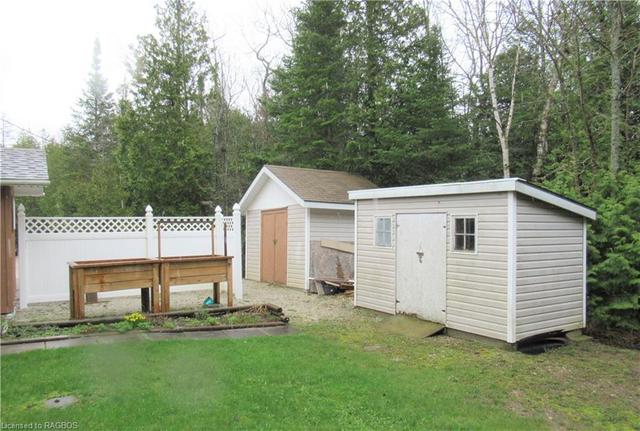 219 Whiskey Harbour Road, House detached with 3 bedrooms, 2 bathrooms and 5 parking in Northern Bruce Peninsula ON | Image 37