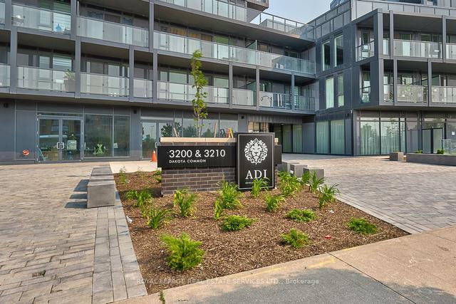A222 - 3210 Dakota Common, Condo with 2 bedrooms, 2 bathrooms and 1 parking in Burlington ON | Image 12