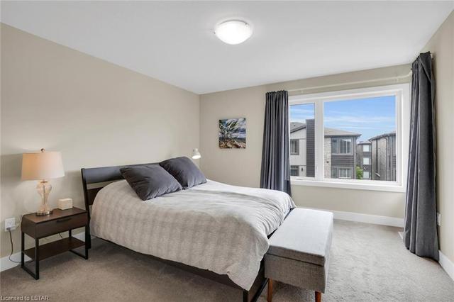 64 - 1960 Dalmagarry Rd, House attached with 3 bedrooms, 2 bathrooms and 4 parking in London ON | Image 14