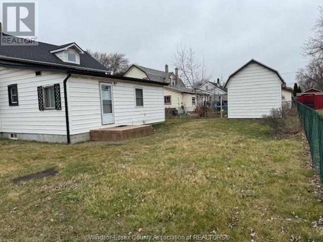 12305 Renaud St, House detached with 3 bedrooms, 2 bathrooms and null parking in Tecumseh ON | Image 4