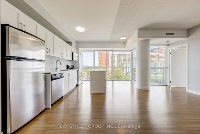 604 - 5101 Dundas St W, Condo with 2 bedrooms, 2 bathrooms and 1 parking in Toronto ON | Image 5