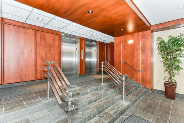 1610 - 975 Warwick Ct, Condo with 1 bedrooms, 1 bathrooms and 1 parking in Burlington ON | Image 29