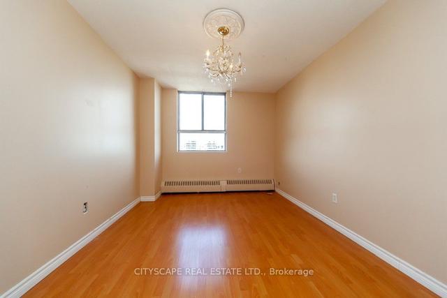 1005 - 1950 Kennedy Rd, Condo with 3 bedrooms, 1 bathrooms and 1 parking in Toronto ON | Image 14