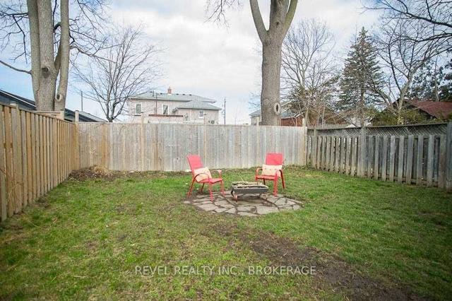 45 Richardson St, House detached with 3 bedrooms, 1 bathrooms and 3 parking in Brantford ON | Image 16