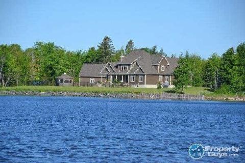 1220 Youghall Dr, House detached with 4 bedrooms, 4 bathrooms and 4 parking in Bathurst NB | Image 19