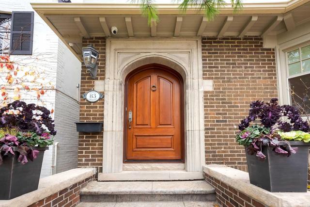 83 Chaplin Cres, House detached with 3 bedrooms, 4 bathrooms and 8 parking in Toronto ON | Image 2