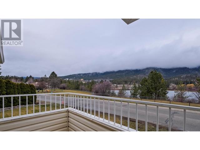 2273 Shannon Ridge Dr, House detached with 4 bedrooms, 3 bathrooms and 2 parking in West Kelowna BC | Image 33