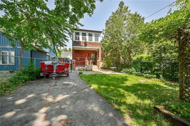 54 Park St W, House detached with 3 bedrooms, 1 bathrooms and 3 parking in Hamilton ON | Image 35