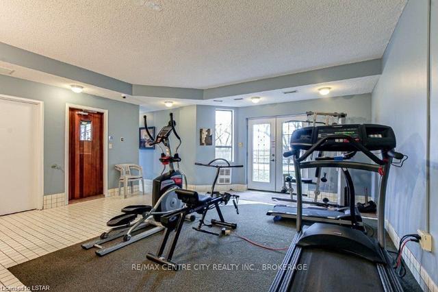 203 - 549 Ridout St N, Condo with 2 bedrooms, 2 bathrooms and 1 parking in London ON | Image 27