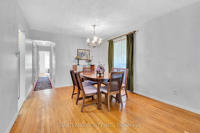 57 Glebe Cres S, House detached with 3 bedrooms, 3 bathrooms and 6 parking in Brampton ON | Image 27