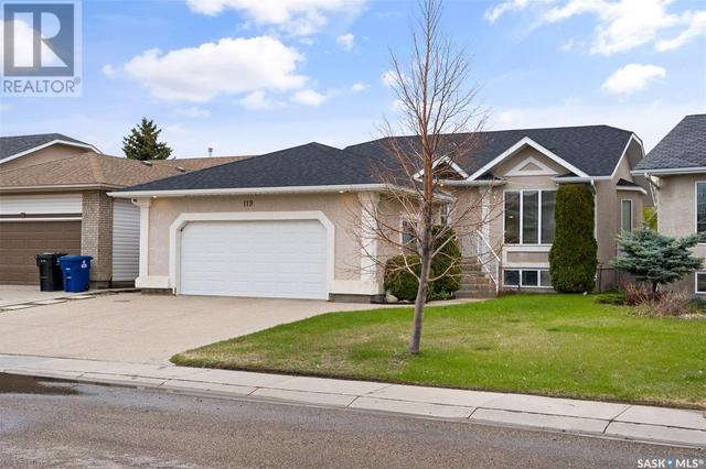 119 Blackburn Cres, House detached with 5 bedrooms, 3 bathrooms and null parking in Saskatoon SK | Image 1