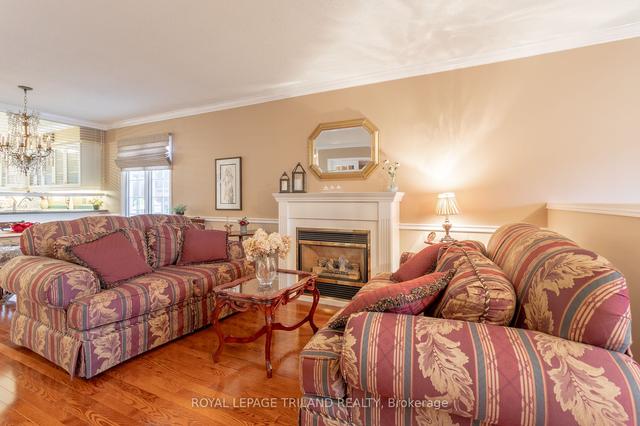 11 - 59 Pennybrook Cres, Condo with 2 bedrooms, 2 bathrooms and 4 parking in London ON | Image 38