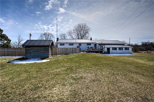3958 Petworth Rd Rd, House detached with 3 bedrooms, 1 bathrooms and 8 parking in South Frontenac ON | Image 32