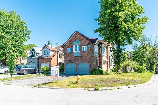 960 Mountcastle Cres, House detached with 3 bedrooms, 4 bathrooms and 6 parking in Pickering ON | Image 17