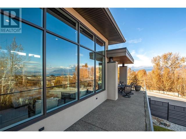 450 Windhover Crt, House detached with 3 bedrooms, 3 bathrooms and 4 parking in Kelowna BC | Image 15