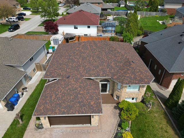 4738 Shadetree Ct, House detached with 3 bedrooms, 3 bathrooms and 6 parking in Windsor ON | Image 1