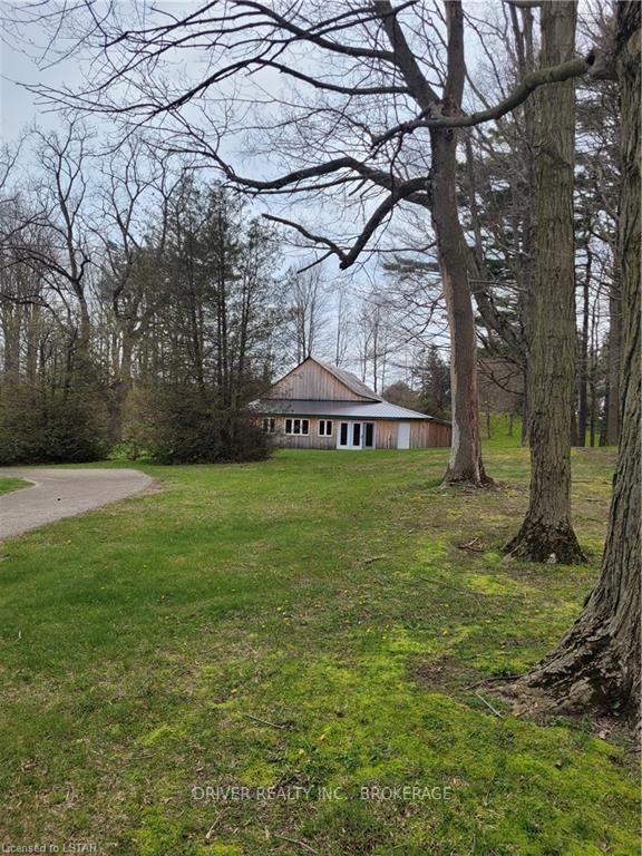930 Lakeshore Rd, Home with 1 bedrooms, 1 bathrooms and 2 parking in Norfolk County ON | Image 19