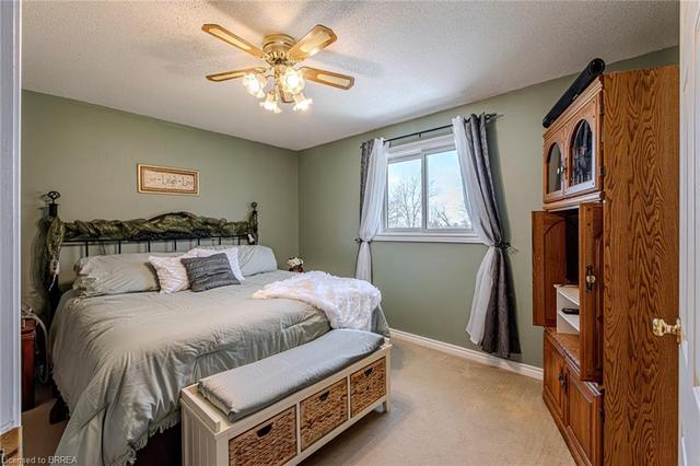7075 Sexton Road, House detached with 4 bedrooms, 2 bathrooms and 12 parking in Warwick ON | Image 11