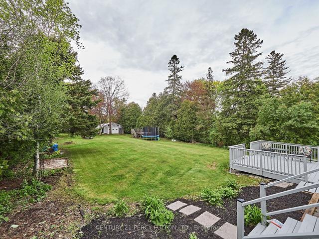 36 Cresser Ave, House detached with 3 bedrooms, 2 bathrooms and 7 parking in Whitby ON | Image 23