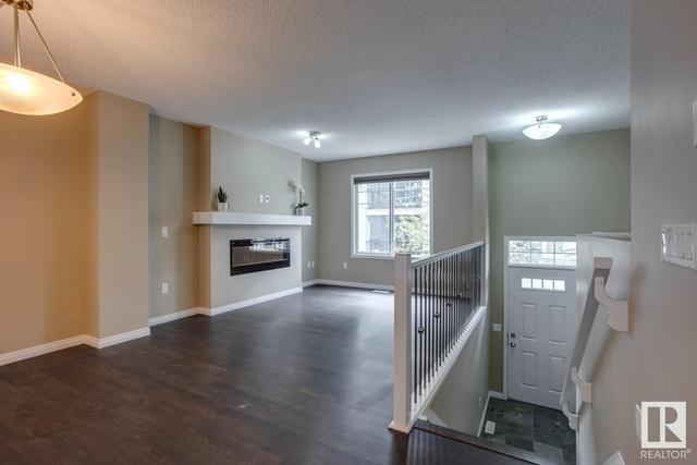 16 - 4050 Savaryn Dr Sw, House attached with 2 bedrooms, 2 bathrooms and null parking in Edmonton AB | Image 4