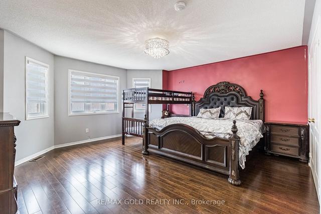 24 Cloverlawn St, House detached with 4 bedrooms, 5 bathrooms and 6 parking in Brampton ON | Image 14