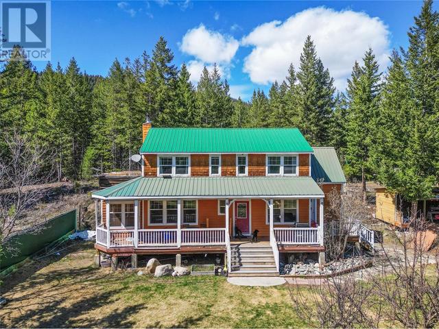 187 Pinewood Dr, House detached with 3 bedrooms, 3 bathrooms and 4 parking in Okanagan Similkameen H BC | Image 4
