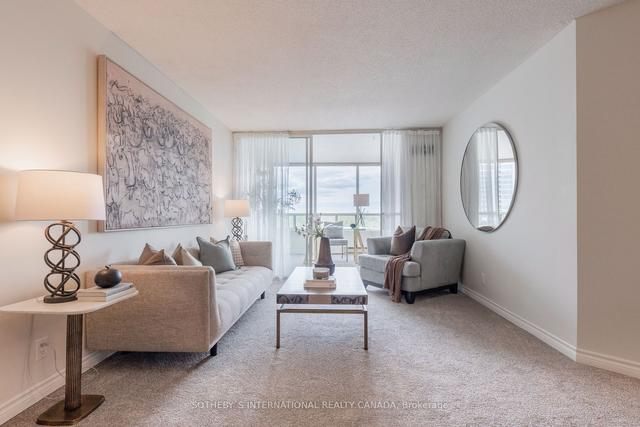 709 - 22 Clarissa Dr, Condo with 2 bedrooms, 2 bathrooms and 1 parking in Richmond Hill ON | Image 5