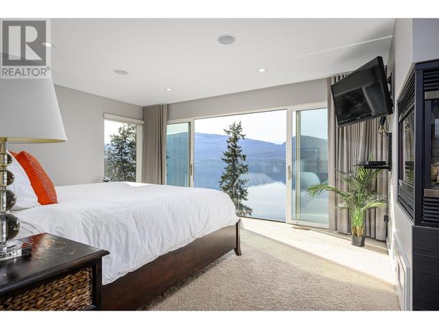9607 Eastside Rd, House detached with 4 bedrooms, 3 bathrooms and 1 parking in Vernon BC | Image 17