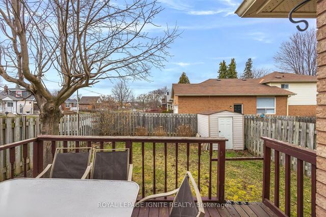 360 Eulalie Ave, House attached with 3 bedrooms, 3 bathrooms and 3 parking in Oshawa ON | Image 27