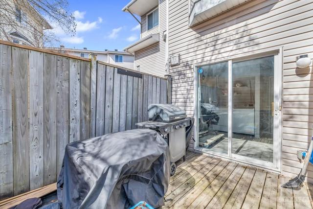 27 - 10 Hintonburg Pl, Townhouse with 2 bedrooms, 2 bathrooms and 2 parking in Ottawa ON | Image 27