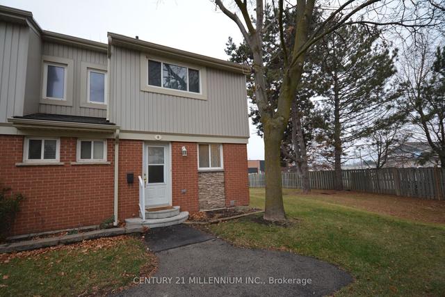 8 - 561 Childs Dr, Condo with 3 bedrooms, 2 bathrooms and 1 parking in Milton ON | Image 1